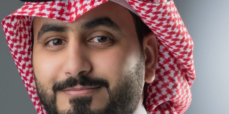 بين لغة الأرقام وجمال الصورة.. حكاية الإبداع مع حامد الشراري “هزدل”