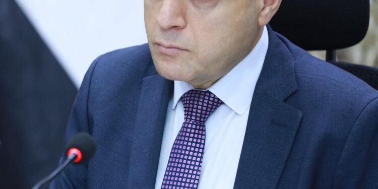 ⭕️ محافظ كفرالشيخ: تسهيلات غير مسبوقة للجادين وإزالة معوقات التقنين.. تبسيط الإجراءات تيسيرًا على المواطنين بجميع قرى ومدن المحافظة