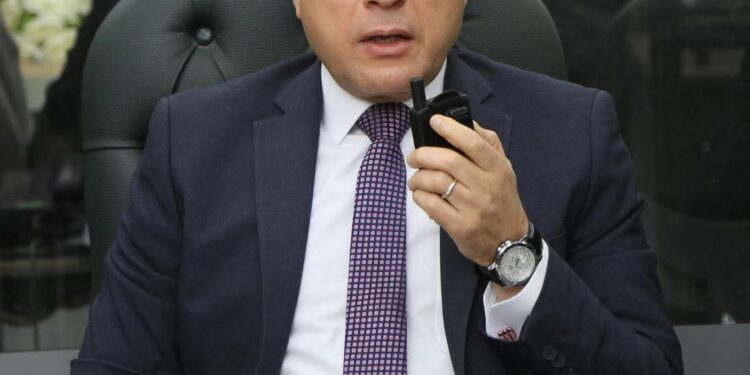 استمرار توقف حركة الملاحة والصيد بميناء البرلس وسواحل المحافظة الشمالية لسوء الأحوال الجوية