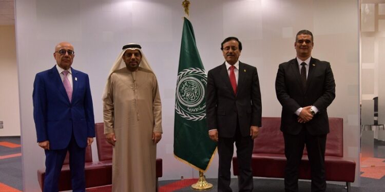 المنظمة العربية للتنمية الإدارية وجائزة الشارقة في المالية العامة تعقدان اجتماعا تحضيريا بالقاهرة؛ لإطلاق الدورة الرابعة من الجائزة العربية