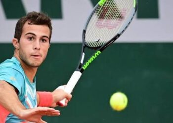 انهيار هوجو جاستون أمام سينر في أستراليا المفتوحة