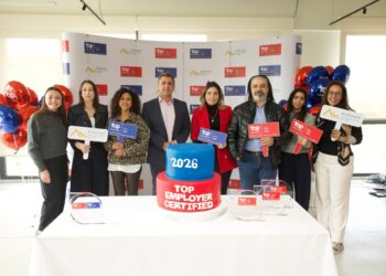 الأهرام للمشروبات تحصد جائزة “أفضل صاحب عمل Top Employer Award في مصر للعام الرابع على التوالي وتدخل التصنيف الإقليمي لأفضل جهات العمل في إفريقيا بحصولها على الختم الأزرق ‘Blue Seal