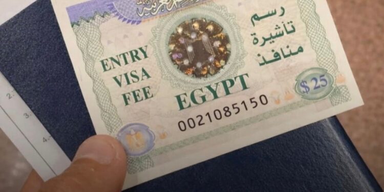 سياحة الترانزيت…  حين تتحول “ساعة انتظار” إلى صناعة بمليارات