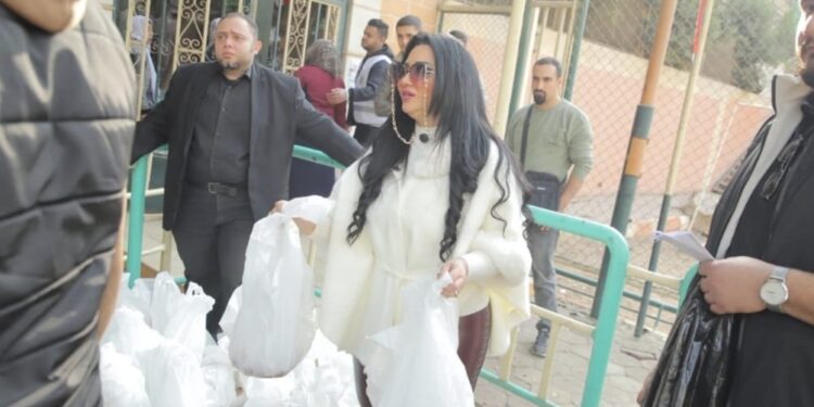 بقيادة هبة إسماعيل.. «قافلة الخير» تدعم 500 أسرة بمدينة نصر