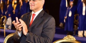 الدكتور محمد عبد الله عضو مجلس الموسيقيين يشيد بتكريم تركي آل الشيخ لفاروق حسني في حفل جوي أوورد