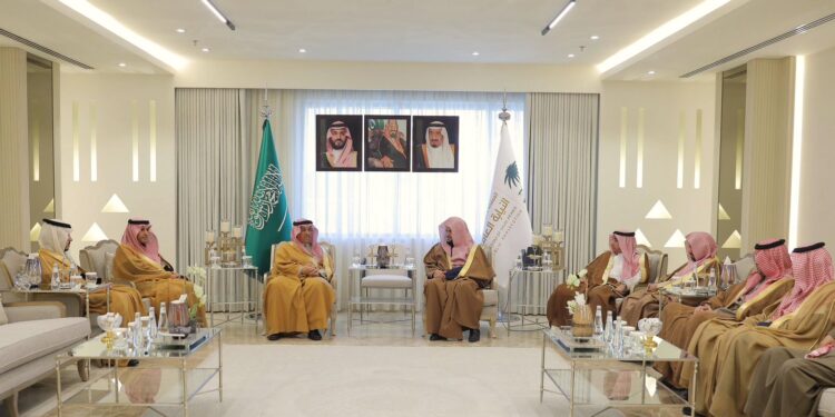 النائب العام يستقبل وزير التعليم