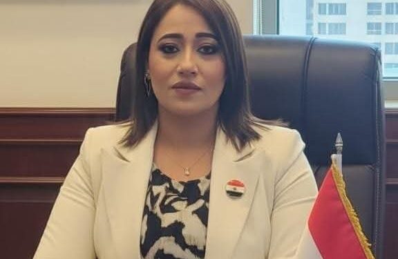 فنانة واعلامية مصريه علي اراضي سعودية المطربة والأعلامية ساندرا صلاح