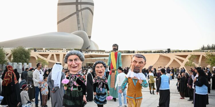 أيام إسبانيا الثقافية: أكثر من 300 ألف زائر يعبرون مسارات الثقافة الإسبانية في إثراء