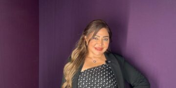 بعد نجاحها مع آسر ياسين وريهام حجاج.. عبير الشاعر تخوض تحديًا مسرحيًا جديدًا مع خالد جلال