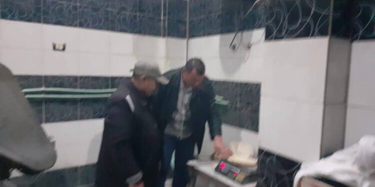 استمرار متابعة اعمال الحملات التموينية  على المحال التجارية والمنشآت والمخابز بالمدينة والقرى بقلين