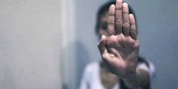 تعرضت لتهديدات.. تفاصيل واقعة تحرش طالبة طب بسوهاج