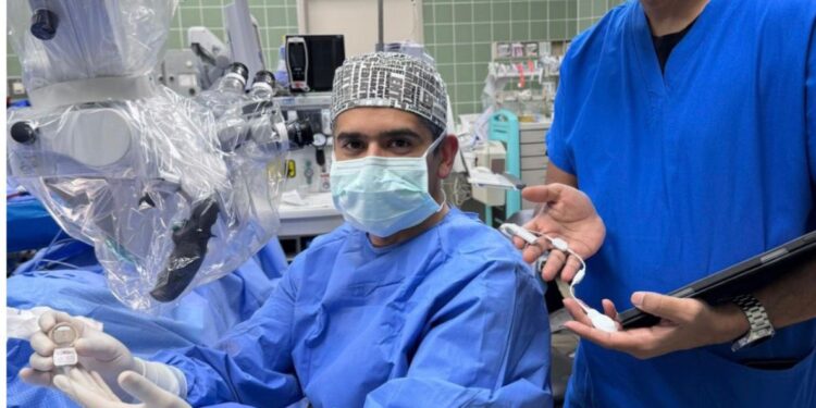 زراعة جهاز قوقعة ذكي لطفل بعمر السنتين في مستشفى الملك فهد الجامعي بالخبر