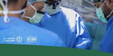 “التخصصي” يسجل أول حالة موثقة عالميًا لتنفيذ سبعة تدخلات قلبية في جراحة روبوتية واحدة