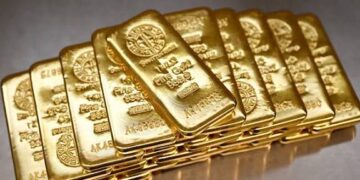 تراجع الذهب 10 جنيهات ببداية تعاملات الخميس