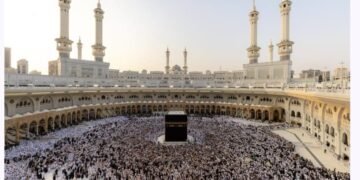 تنظيم وإدارة الأبواب في المسجد الحرام والمسجد النبوي خلال شهر رمضان المبارك لعام 1447هـ