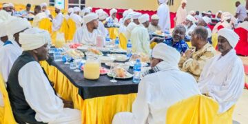 وزارة الشؤون الإسلامية تدشّن برنامج خادم الحرمين الشريفين لتوزيع التمور وتفطير الصائمين في السودان مستهدفًا 100 ألف صائم خلال رمضان