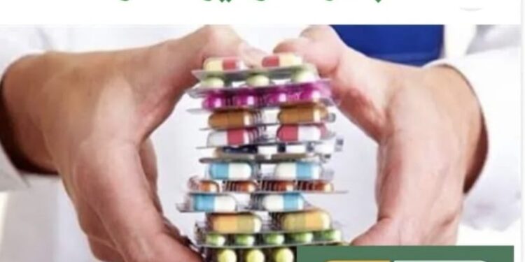 الدكتورة هناء محمد بطلة الانسانية تكسر أزمة الدواء و تبني جسر الأمل للمرضي