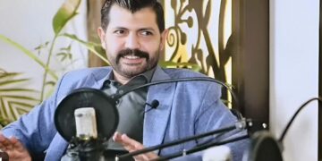 خلاف أينشتاين مع مدرسة كوبنهاجن – علاء إسماعيل !