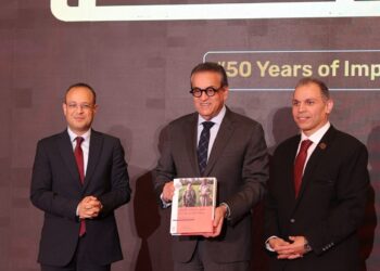 المجالس الطبية المتخصصة تحتفل بمرور 50 عاماً وتطلق أول دليل موحّد للعلاج على نفقة الدولة