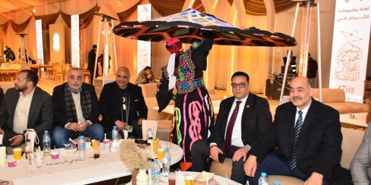 عجلان القابضة تقيم حفل سحورها السنوي بمشاركة نجوم المجتمع والسياسة و تمنح 16 عمرة هدايا للحضور