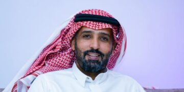 أبو عزوز المحمدي.. منشئ محتوى يجمع بين الفكاهة والتفاعل في عالم السوشيال ميديا