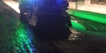 بدء أعمال الأسفلت بمحاور رئيسية في مدينة حدائق أكتوبر تنفيذاً لتوجيهات وزارة الإسكان