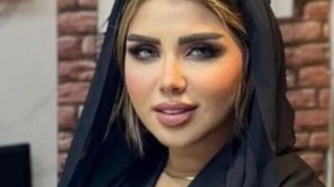 الإعلامية هبة العربي أيقونة “الإعلام الإيجابي” وصوت الأمل في عالم المتغيرات