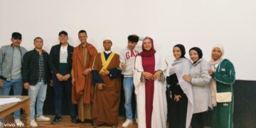 ليلة من المدح والروح.. أمسية رمضانية مصرية فلسطينية تجمع القلوب في “ممر الكتب”