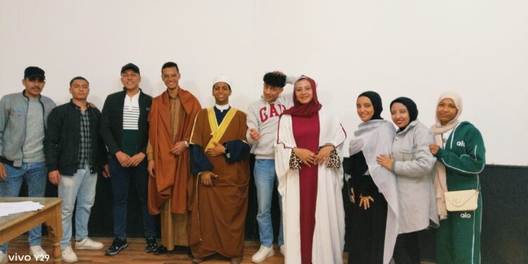 ليلة من المدح والروح.. أمسية رمضانية مصرية فلسطينية تجمع القلوب في “ممر الكتب”