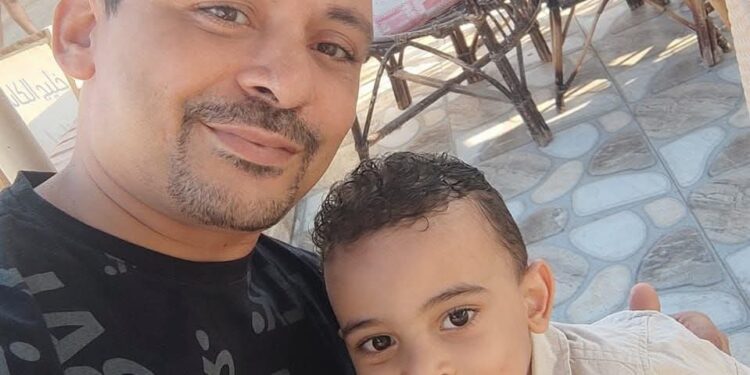 تهنئة للأستاذ أحمد عبد اللطيف أحمد لحصوله على أفضل شخصية لعام 2025