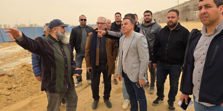 نائب رئيس الهيئة يتفقد مشروع خطوط التغذية الكبرى بـ 6 أكتوبر ويوجه برفع كفاءة محاور التوسعات الشرقية