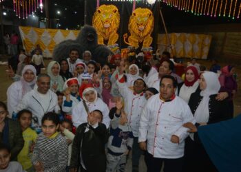 مائدة رحمة تجمع القلوب  إفطار جماعي بعين شمس يرسم البسمة على وجوه الأطفال والأيتام