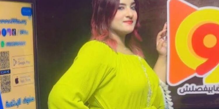 الإعلامية أحلام المخرنجى تهنئ الشعب المصري والأمة الإسلامية بحلول عيد الفطر المبارك