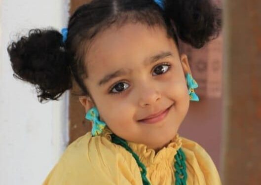 المطربة  أنغام الصغيرة أول مطربة تغنى أغانى العيد بأغنية بلايين