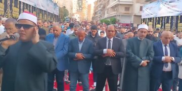 رئيس مدينة دسوق يشارك المواطنين  صلاة عيد الفطر  المبارك بساحة الخلاء بدسوق  فى اجواء يسودها الفرحة والسرور