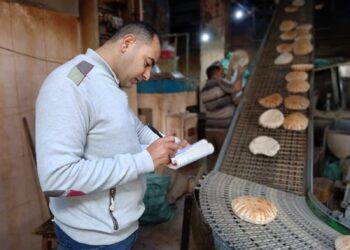 تحرير  6 محاضر بالحملة التموينية على المخابز بنطاق مركز ومدينة دسوق