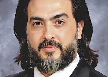 يصرح الدكتور محمد نبيل عبدالجواد صاحب مجموعة مدارس هابى هوم الخاصة التعليم في خطر… ولو ما اتحركناش دلوقتي هنندم كلنا بعد كده”