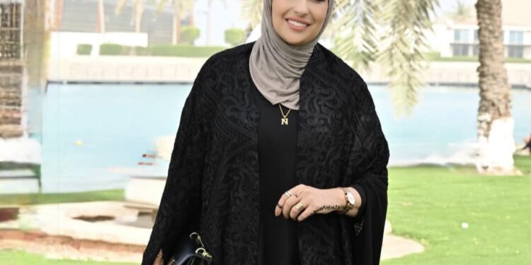 سفيرة النوايا الحسنة نهي مجدي تسعد المئات من المغتربين في أكبر تجمع احتفالي  في جدة