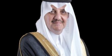 سمو أمير المنطقة الشرقية يوجه باستمرار العمل في الإمارة والمحافظات خلال إجازة عيد الفطر لخدمة المواطنين