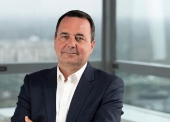 ألستوم تعلن تعيين مارتن سيون رئيسًا تنفيذيًا جديدًا للمجموعة خلفًا لهنري بوبار-لافارج