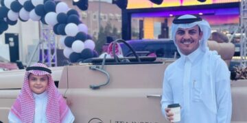 أحمد مسفر العامري.. صوت يجمع بين الإبداع والاحترافية