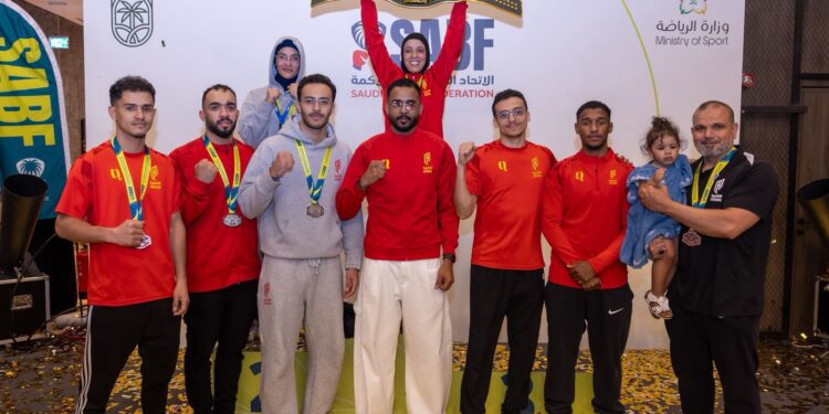 فريق الملاكمة بالقادسية يحصد 7 ميداليات في بطولة حزام المملكة للنخبة