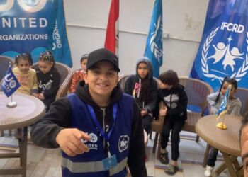 في لفتة إنسانية.. «الدولي للدفاع عن حقوق الطفل» يحتفل بيوم اليتيم ويعلن علاج 15 طفلًا مجانًا