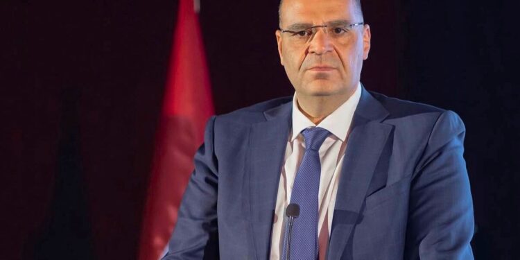 جعفر حسين.. رؤية اقتصادية متوازنة بين بناء المجتمعات وتطوير منظومة التعليم الحديث