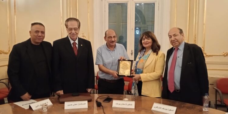 الإعلام في معركة الوعي… القاهرة تفتح ملف التطرف الفكري