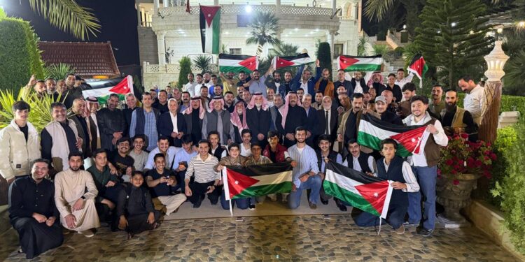 “شباب عشائر البدادوة يجددون العهد والوفاء ويؤكدون الولاء للقيادة الهاشمية في يوم العلم