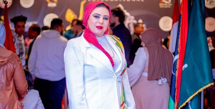 المنتجة رنا أبو سيدو تحصد لقب “سفيرة الريادة الإنسانية” تقديرًا لمسيرتها الملهمة
