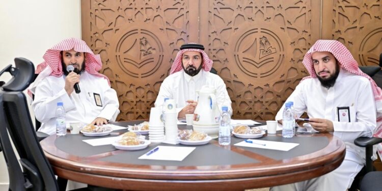 الرئاسة العامة لهيئة الأمر بالمعروف تعقد ورشة عمل تعريفية للّجان العاملة في الحج 1447هـ