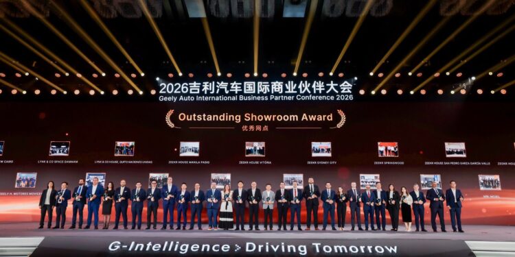 أوتوموبيلتي تحصد جائزة “أفضل صالة عرض لسيارات جيلي عالمياً” في إنجاز دولي استثنائي