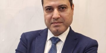 بين حُسن النية وسوء النتيجة: أخطاء تربوية شائعة “تفرمل” تطور طفلك